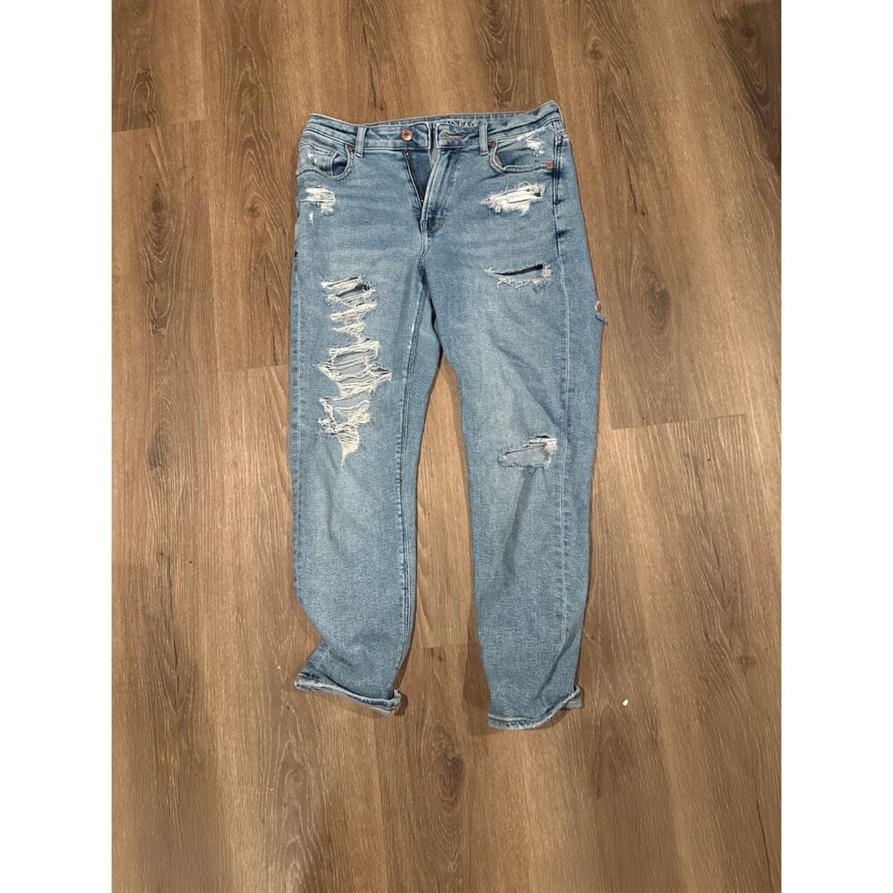 American Eagle Outfitters Women's Distressed Mom Jeans Size 2
